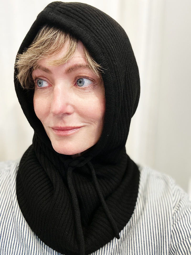 Anya Snood