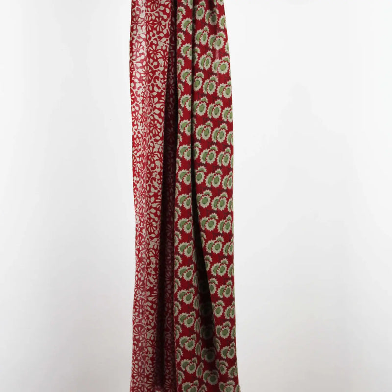 Arles Wool Scarf • Red