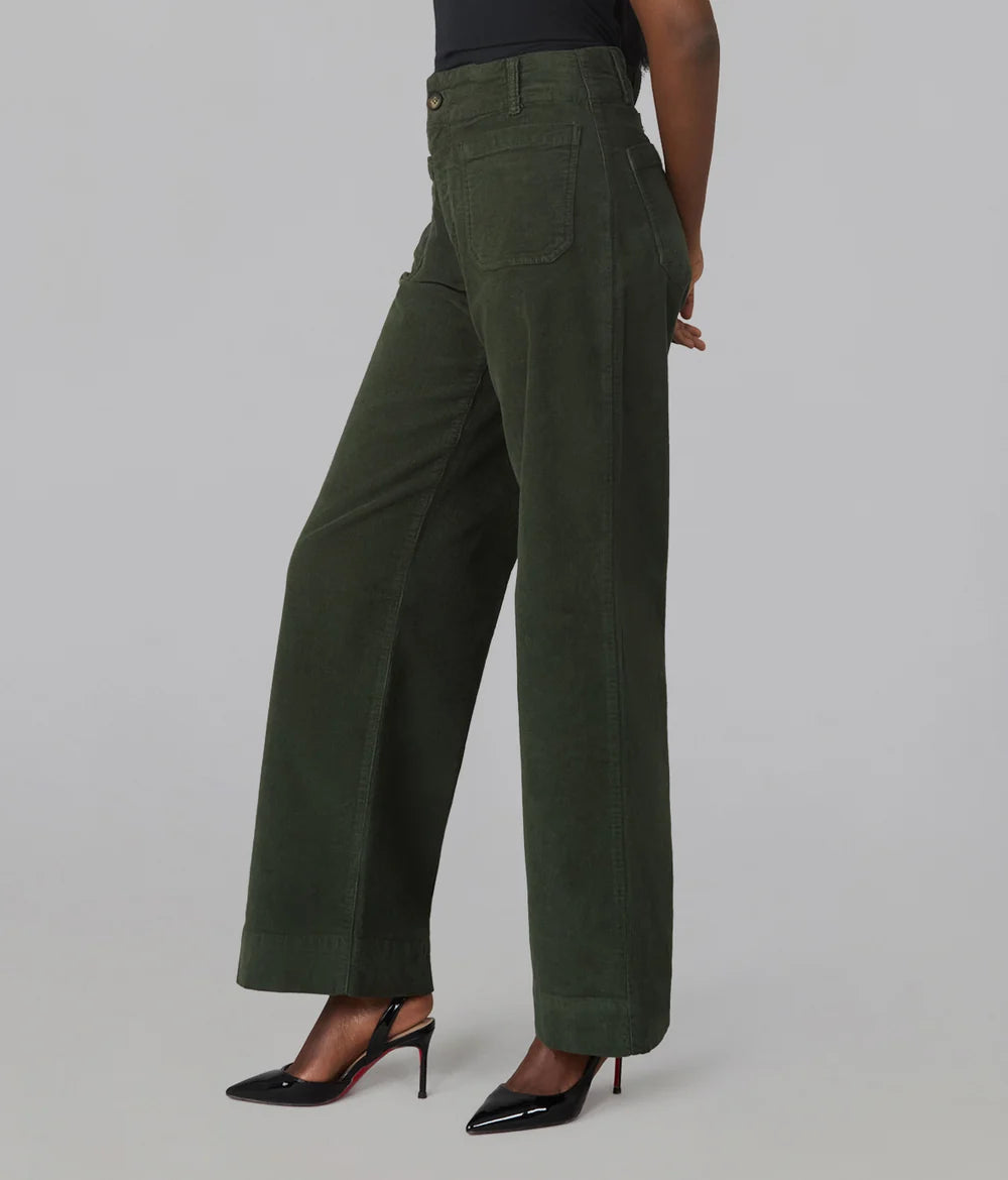 Colette Cord • Command Sage