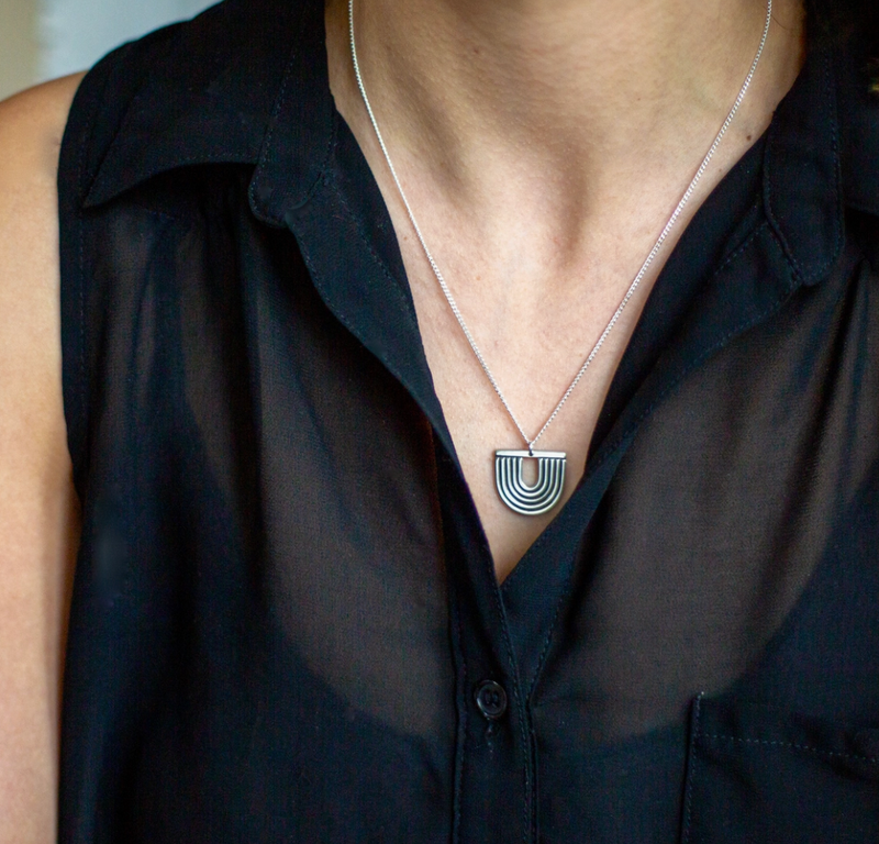 Arco Necklace