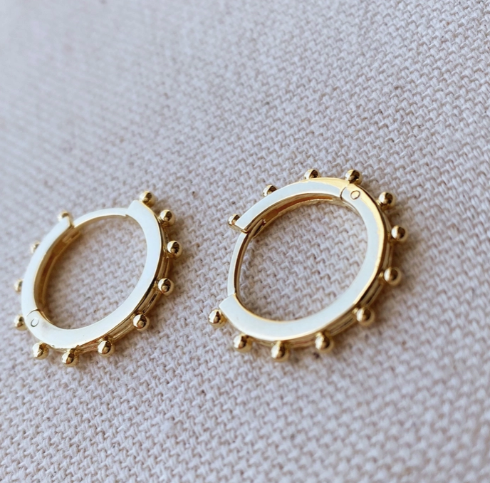 Delia Hoops