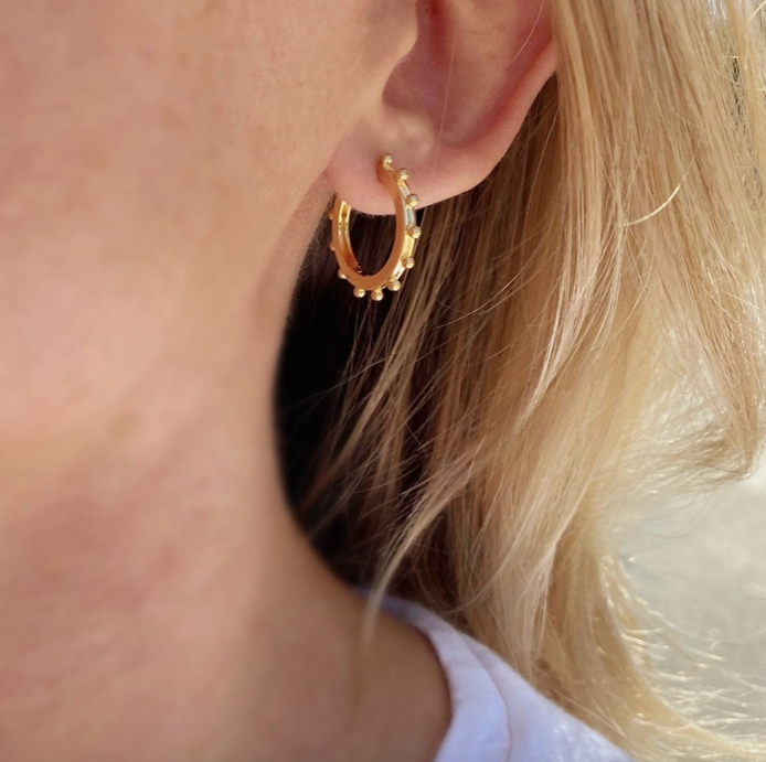 Delia Hoops