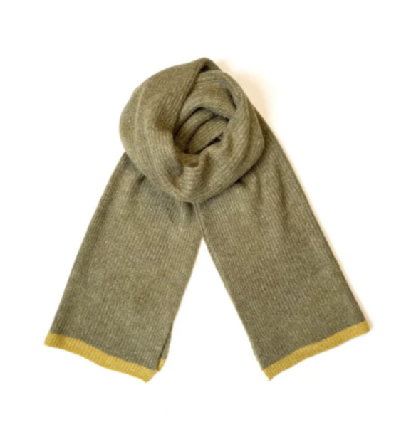 Izel Scarf • Kaki