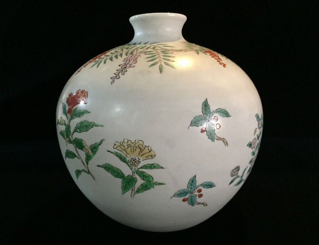 Vintage Japanese Floral Kabin Vase