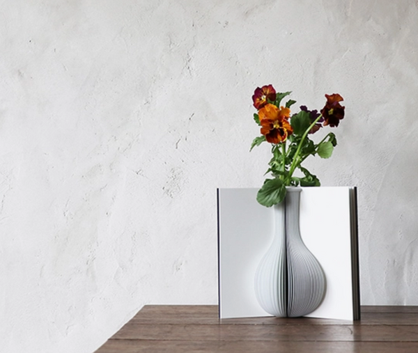 Flower Tale Vase • Edition 01