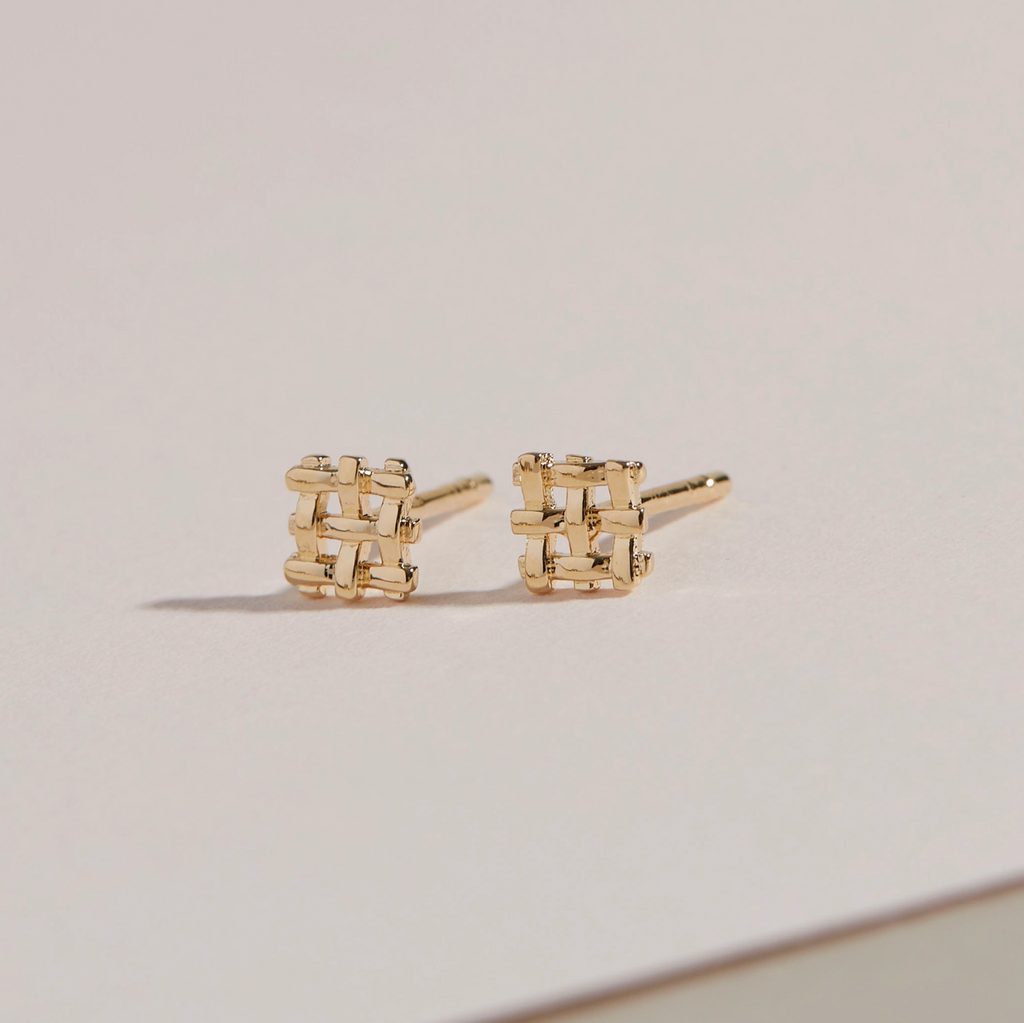 Crosshatch Studs