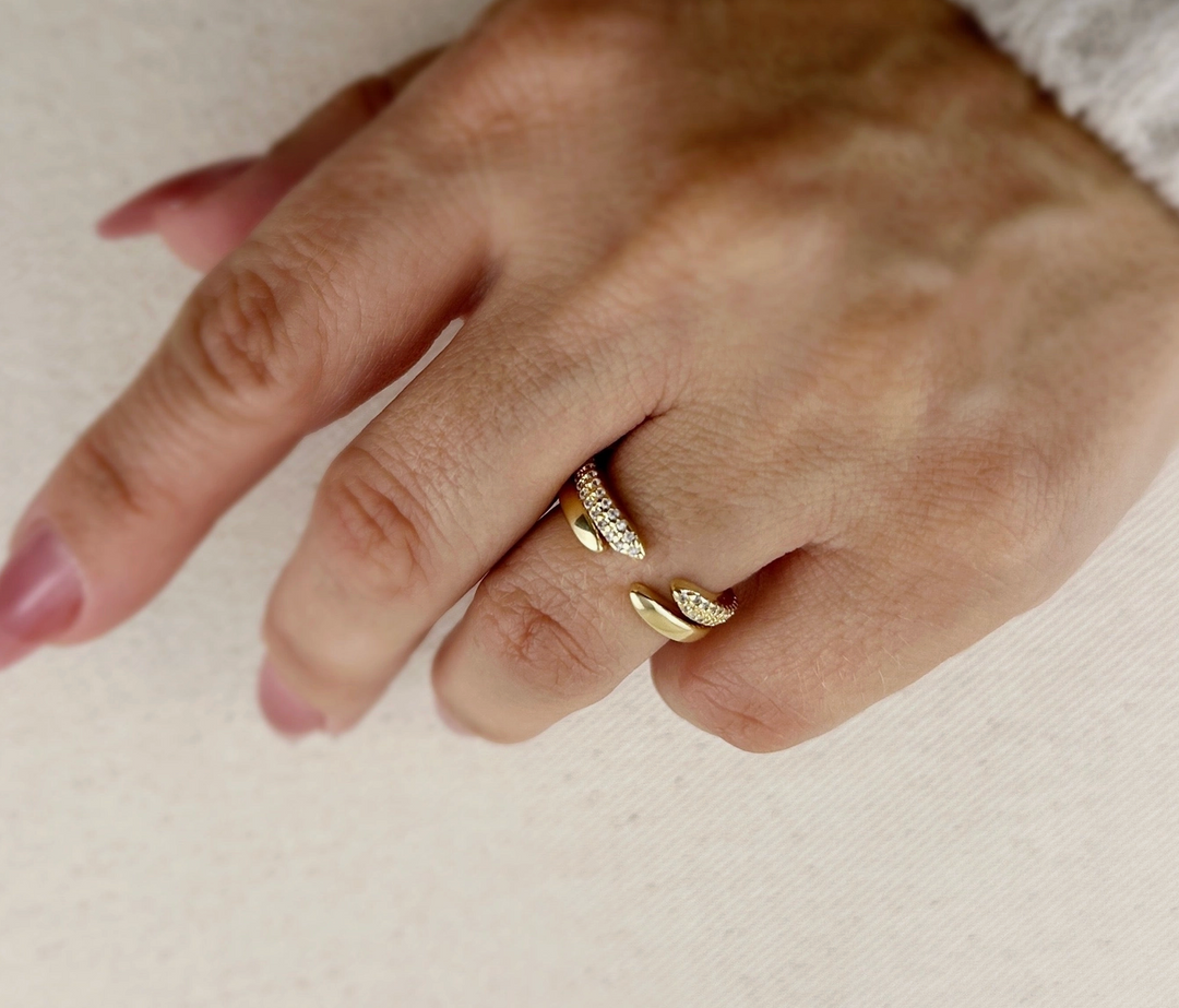 Open Claw Ring