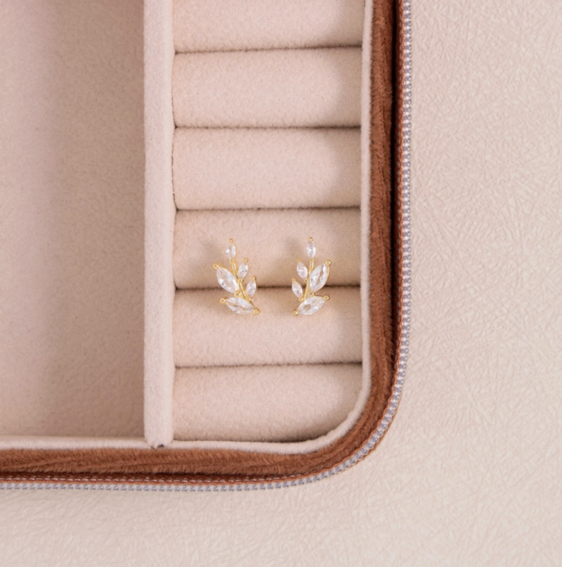 Leaf Stem Studs