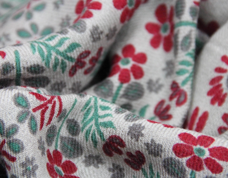 Agata Wool Scarf • Red