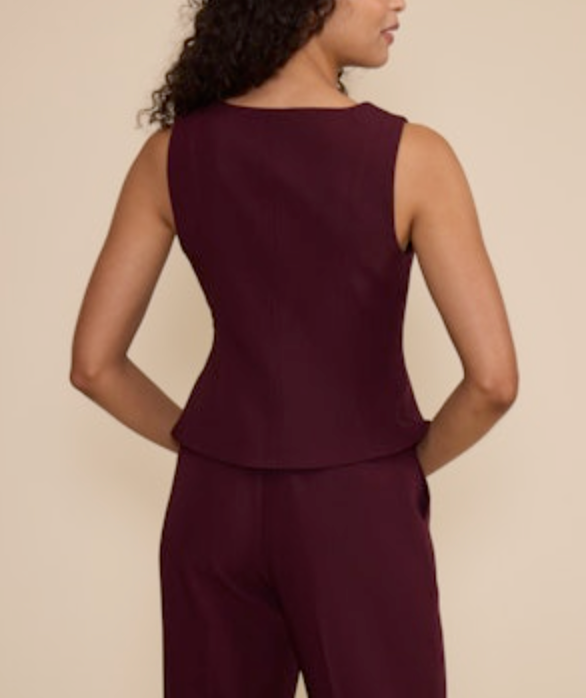 Leanne Top