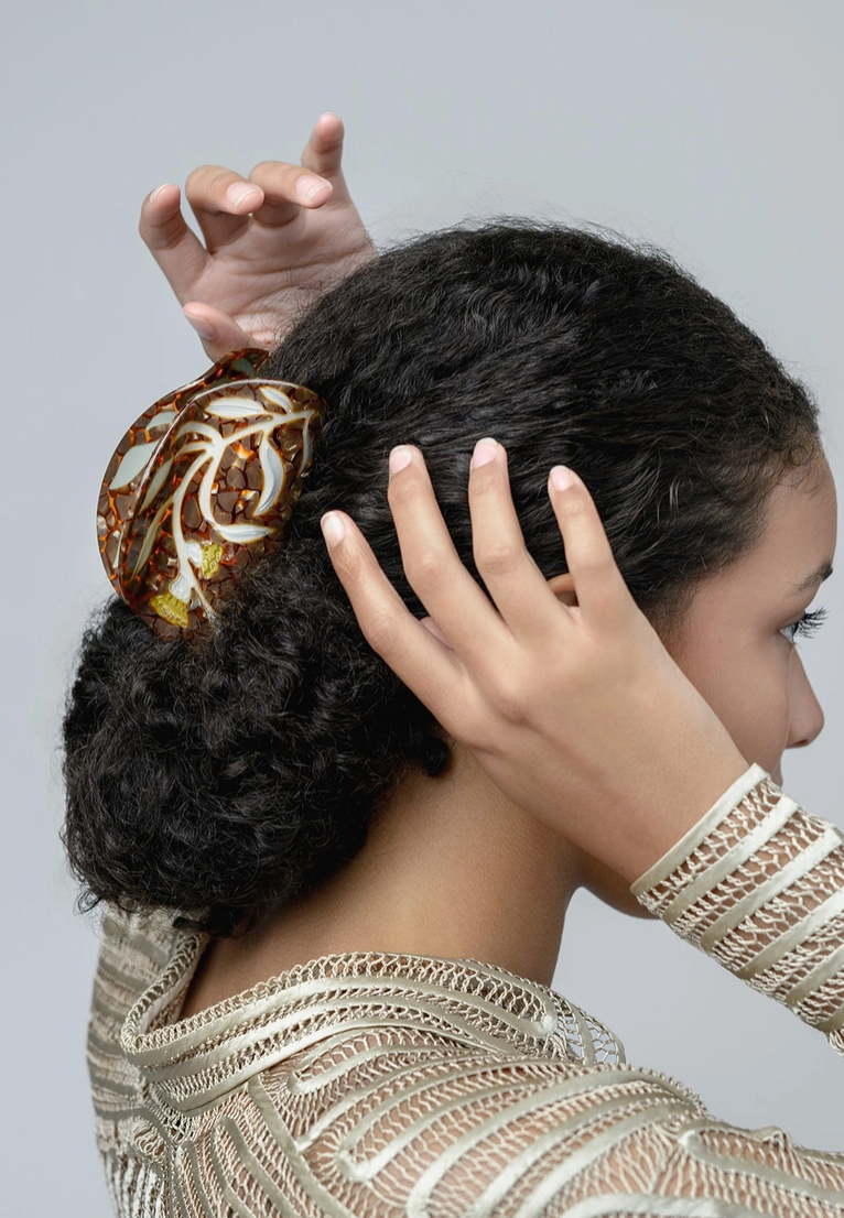 Artemisia Hair Claw