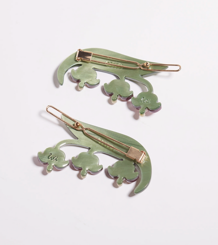 Bleeding Heart Barrette Set
