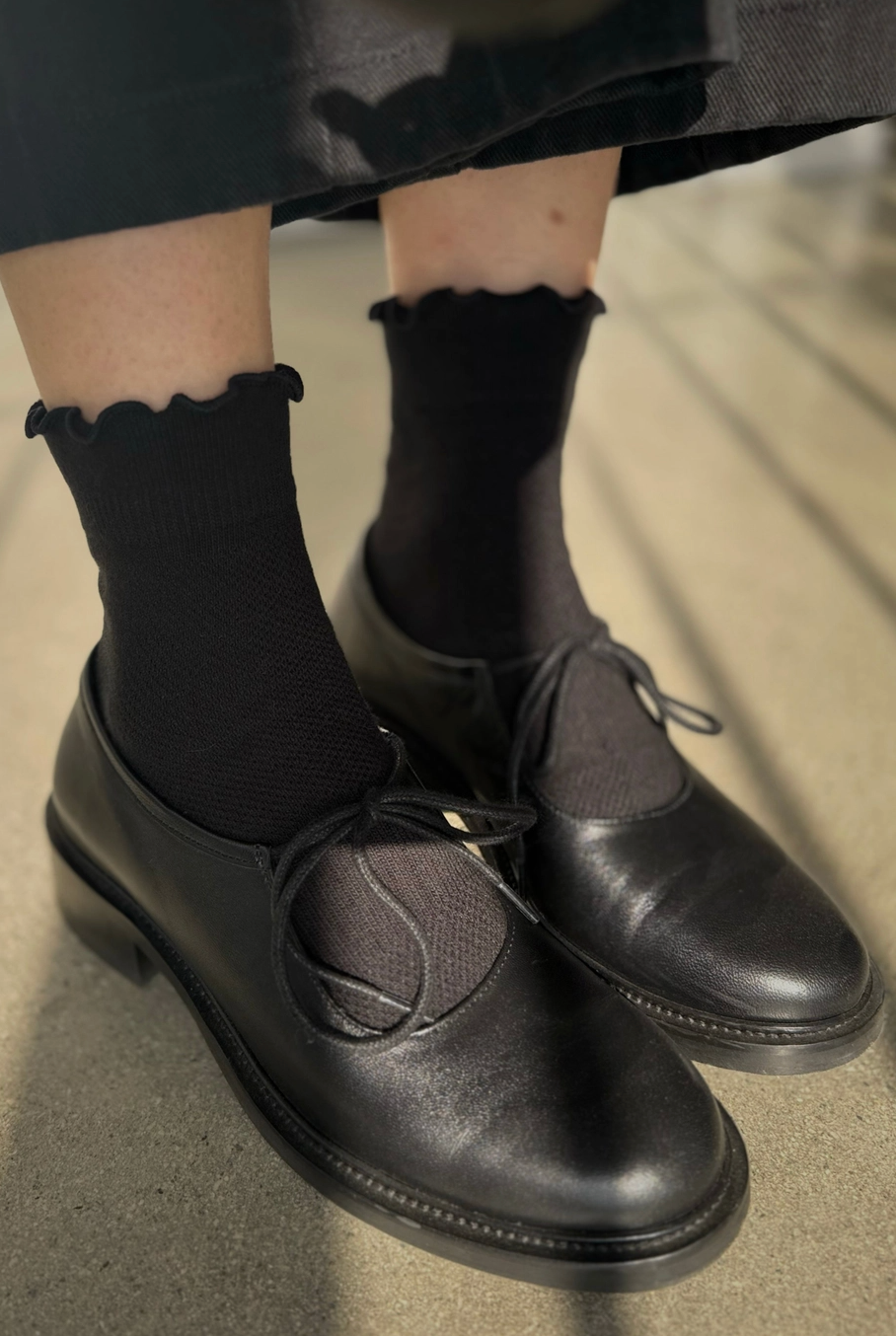 Ruffled Hugger Crew Socks