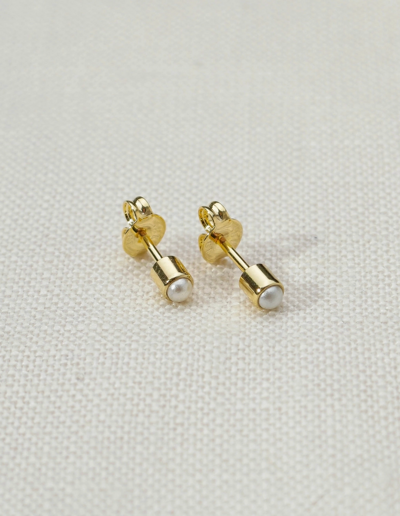 Hina Studs