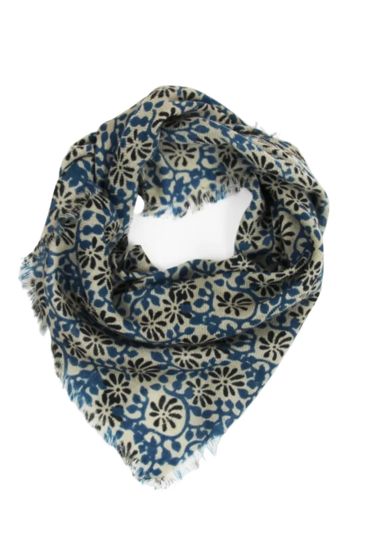 Delta Suzanne Scarf • Black