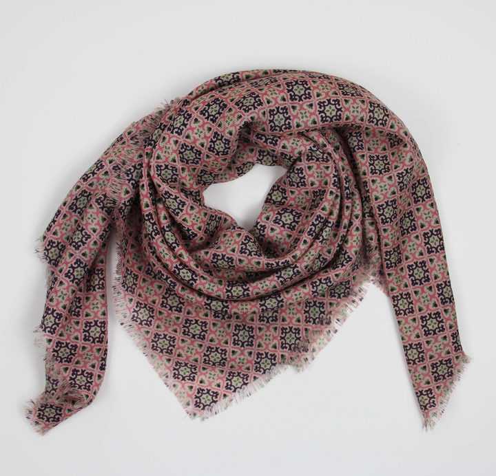 Lisbon Square Wool Scarf • Pink