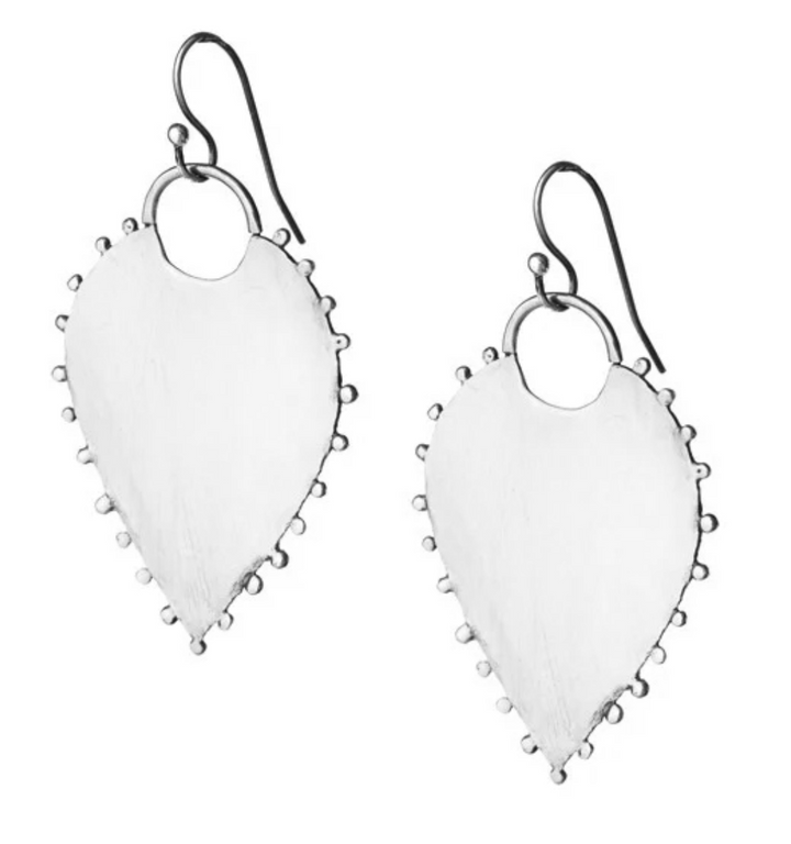 35mm Lotus with Ball Detail