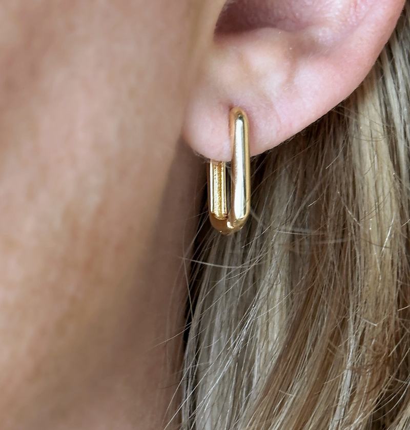Emilia Hoops