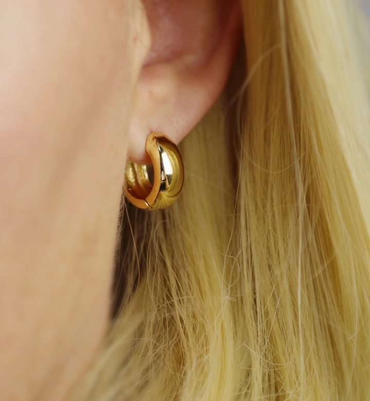 Cora Hoops