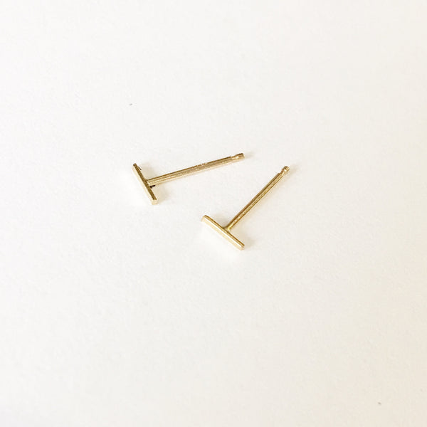 14K Tiny T-Bar Studs